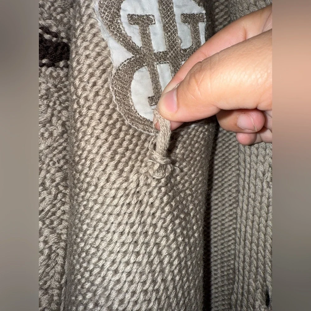 BOSS by Hugo Boss men's 100% Virgin Wool cardigan sweater Size L (Defective)